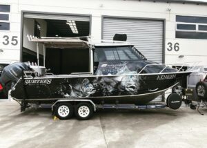 custom designed boat wraps